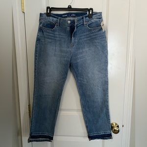 NWT Old Navy Mid Rise Cutoff Boyfriend Jeans size 10